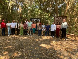 rectores del sistema de universidades tecnológicas y politécnicas visitan las salineras de sa (7)