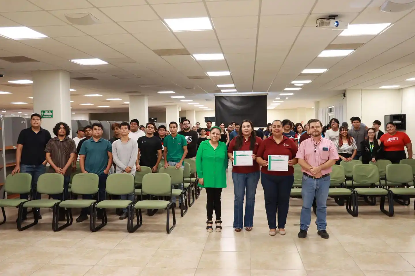 charla de estudiante a profesional utem 2025 (1)