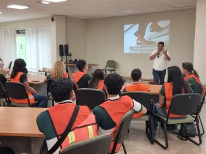 UTeM imparte taller de Despacho Aduanero a estudiantes de la Universidad Tecnológica de Nayarit 2025 taller arancelario (1)