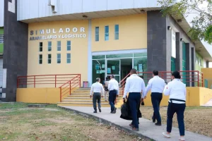 La UTeM recibe la visita del Director General de ASIPONA Manzanillo 2026 10