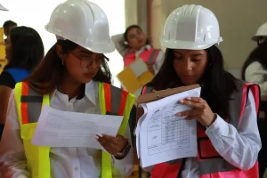 Estudiantes de la UPGM fortalecen competencias logísticas en simulador arancelario de la UTeM estudiantes de la upgm fortalecen competencias logísticas en simulador arancelario de la utem (9)