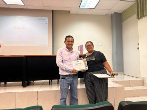 Estudiantes Delfines fortalecen sus conocimientos en el Simulador Arancelario de la UTeM simulador arancelario (3)