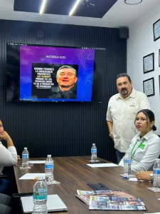 Estudiantes del Programa Delfín fortalecen su formación en el sector logístico y portuario de Manzanillo estudiantes del programa delfín fortalecen su formación en el sector logístico y portuario de manzanillo 3