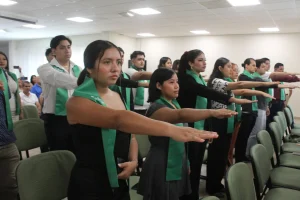 utem entrega títulos profesionales a egresadas y egresados de química y gastronomía 3