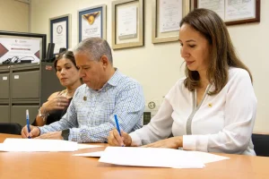 UTeM firma convenio de colaboración con el Colegio de Contadores Públicos utem firma convenio de colaboración con el colegio de contadores públicos 1