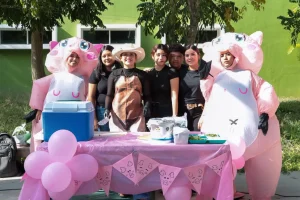 utem impulsa el aprendizaje práctico con la feria de ventas universitaria oce 2026 14