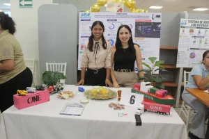 utem impulsa el talento estudiantil en el summit de innovación aplicada 2026 5