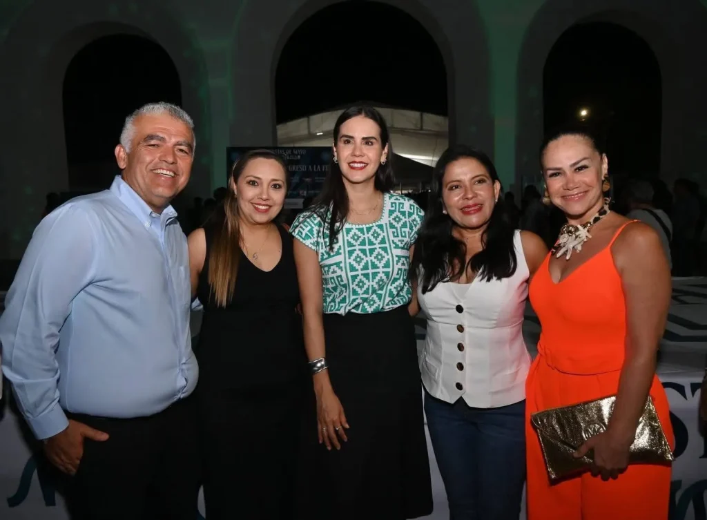 utem participa en el arranque de las fiestas de mayo 2026