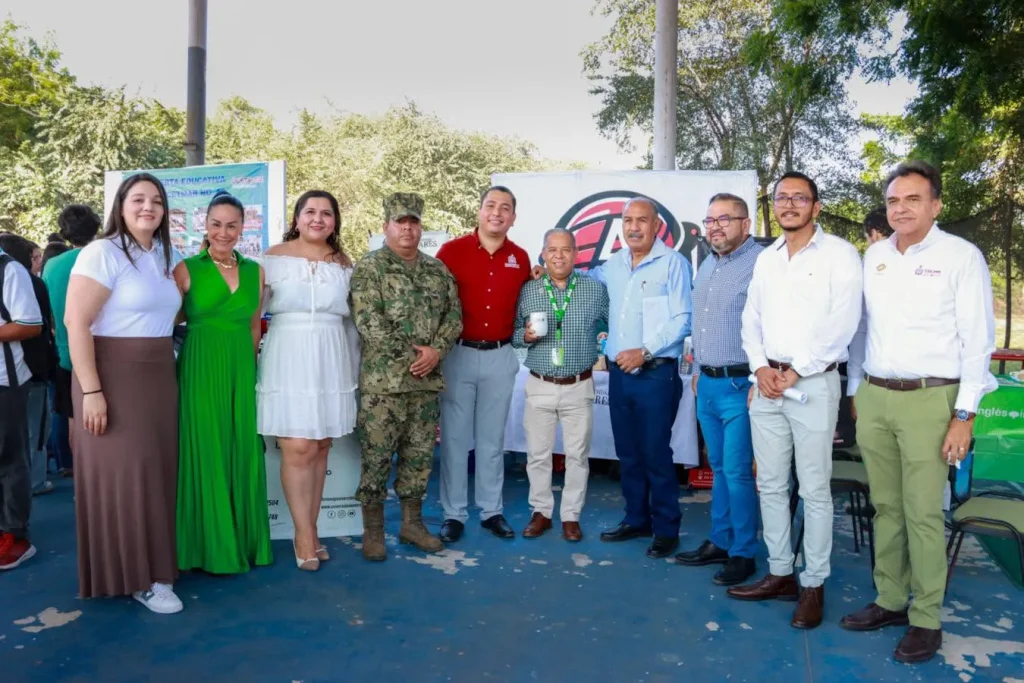utem participa en la feria profesiográfica 2026 realizada en manzanillo11