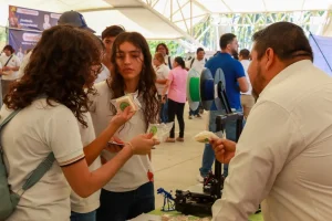 UTeM participa en la Feria Profesiográfica 2026 realizada en Tecomán utem participa en la feria profesiográfica 2026 realizada en tecomán 5