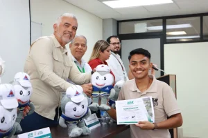 UTeM y CIMA Group impulsan la permanencia estudiantil con las becas “Camino a la CIMA” utem y cima group impulsan la permanencia estudiantil con las becas camino a la cima 8